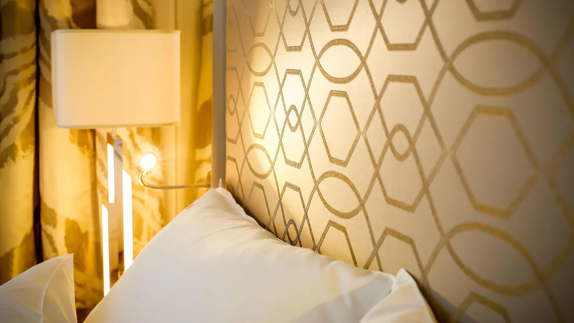 Boutiquehotel Das Tyrol Vienna 4*,  Austria