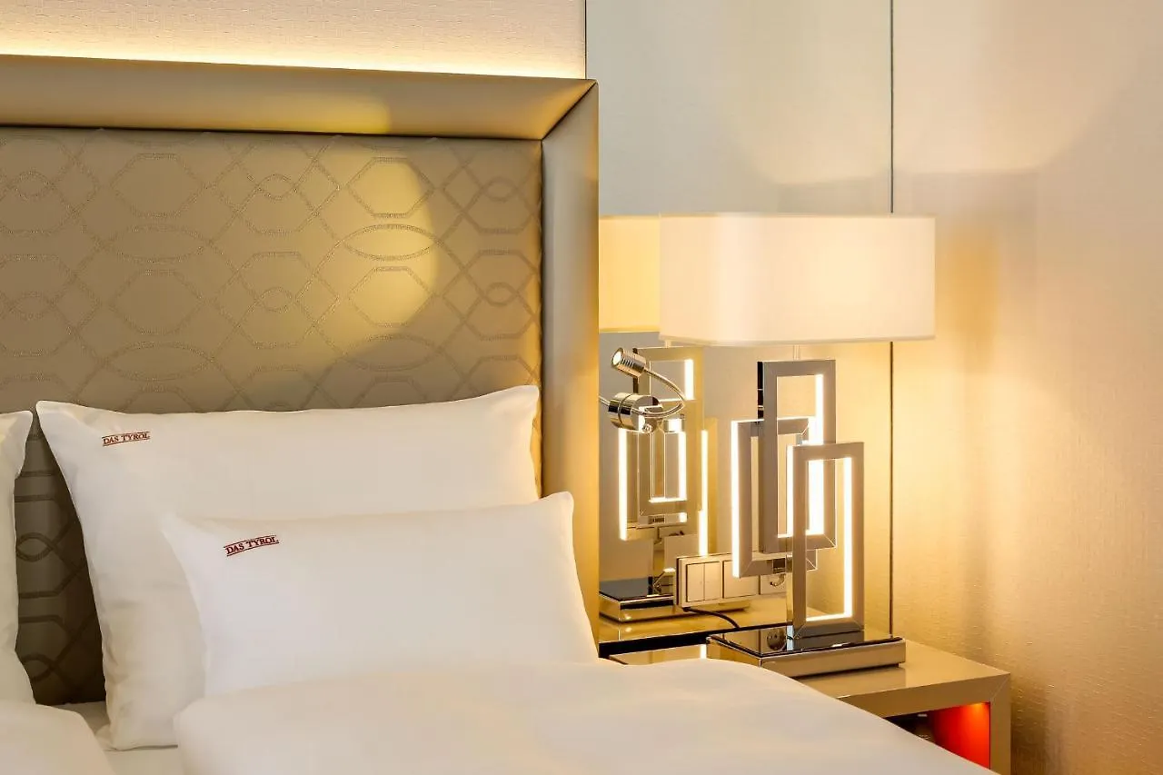 Boutiquehotel Das Tyrol Vienna 4*,