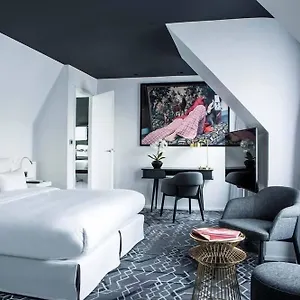 **** Hotel Le Général Francia