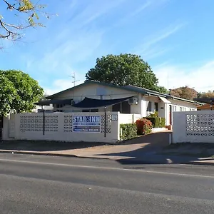 Star Inn Mount Isa